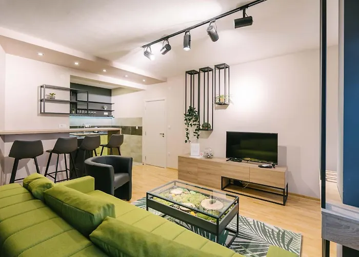 아파트 Nar Royalton #60 Free Parking Ni